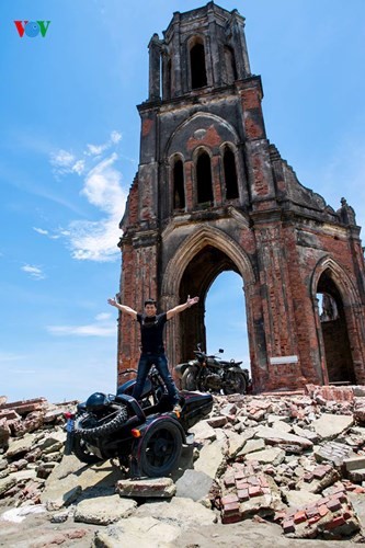 L’église du Cœur de Hai Ly ou le charme des ruines - ảnh 9